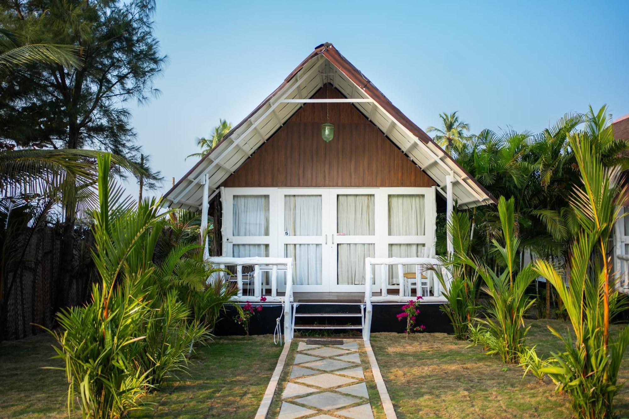 Royal Agonda Hotel Exterior photo