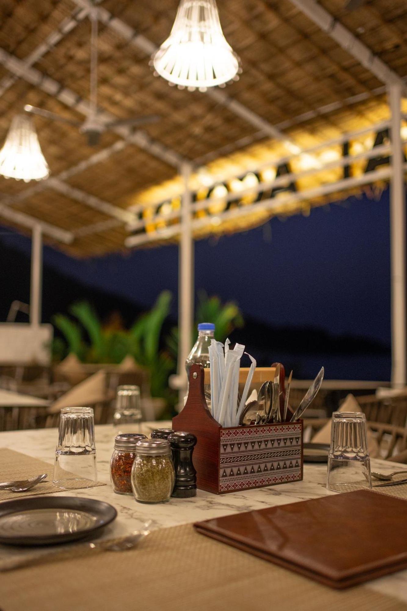 Royal Agonda Hotel Exterior photo